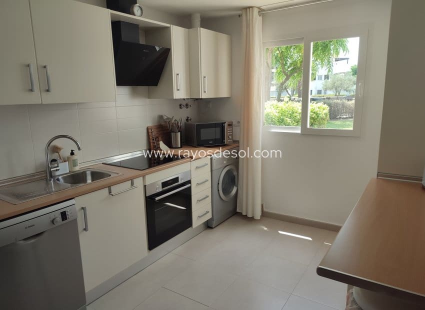 Apartamento de 2 habitaciones en Sucina en venta con piscina - 189.995 € (Ref: 9942862)