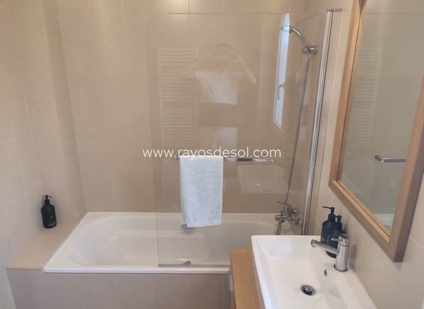 Apartamento de 2 habitaciones en Sucina en venta con piscina - 189.995 € (Ref: 9942862)