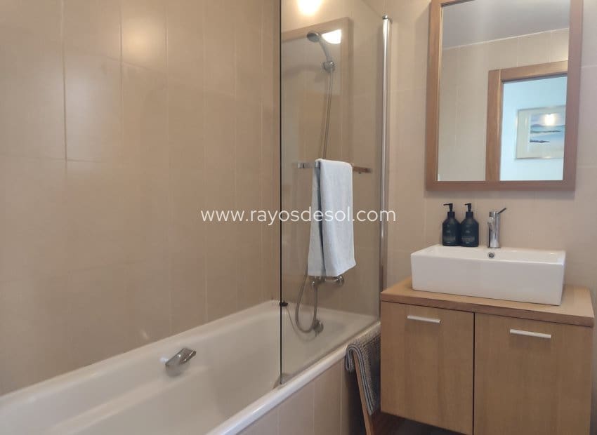 Apartamento de 2 habitaciones en Sucina en venta con piscina - 189.995 € (Ref: 9942862)