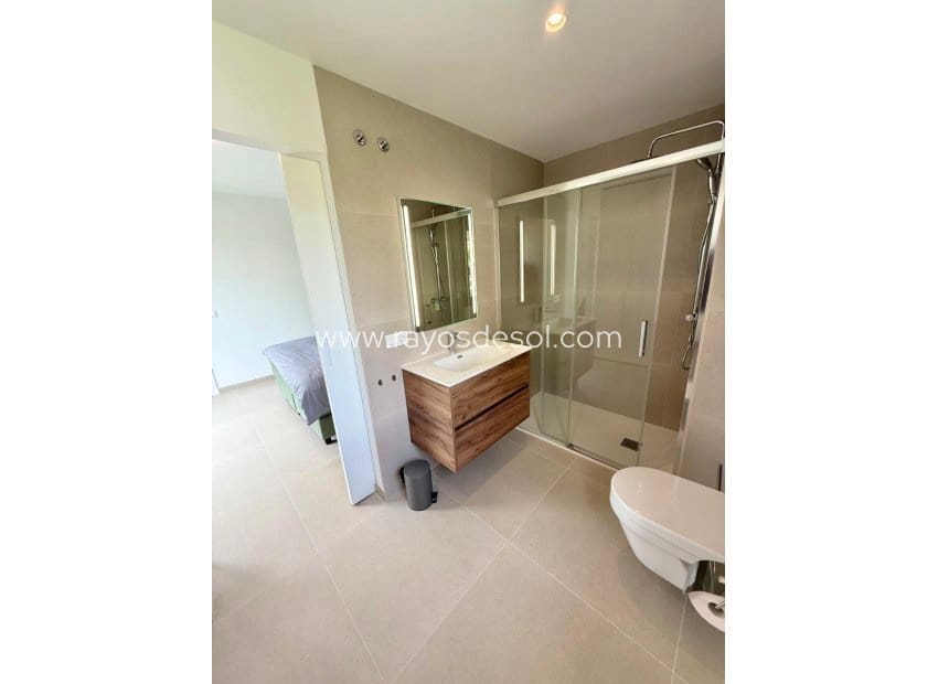 Chalet de 3 habitaciones en Finestrat en venta con piscina garaje - 899.000 € (Ref: 9943277)