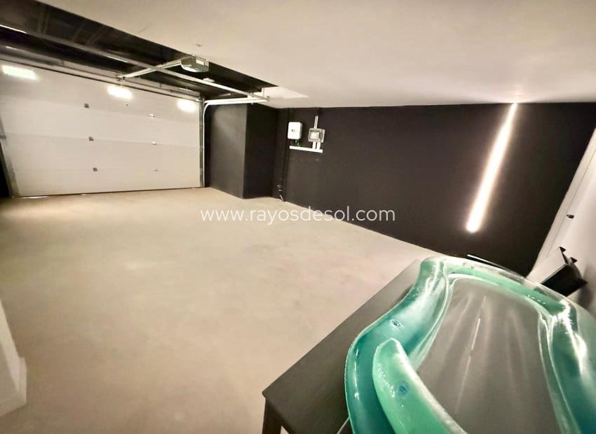 Chalet de 3 habitaciones en Finestrat en venta con piscina garaje - 899.000 € (Ref: 9943277)
