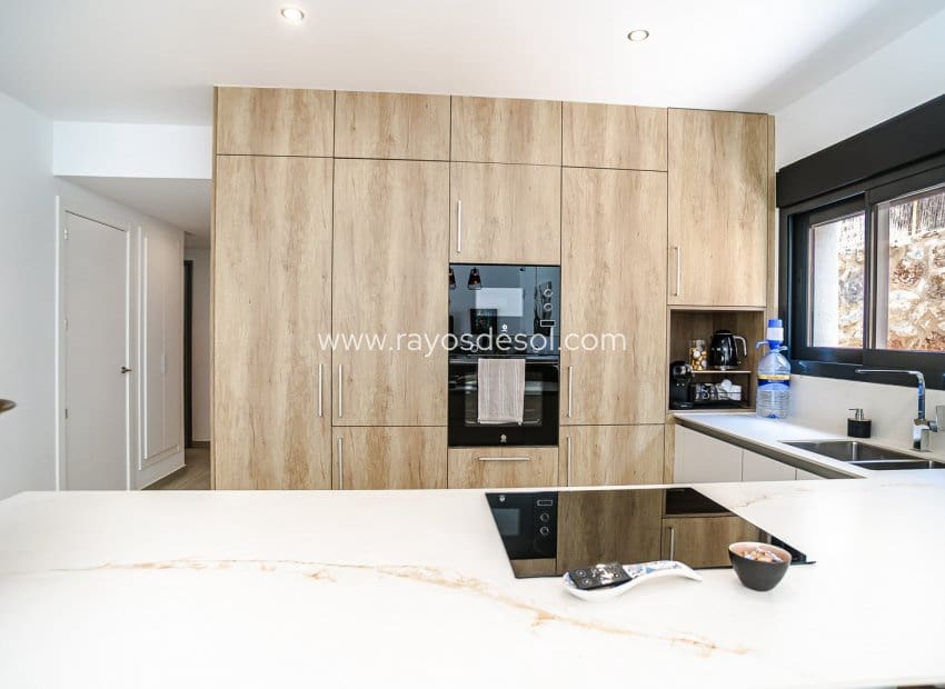 3 slaapkamer Villa te koop in Algorfa met zwembad - € 590.000 (Ref: 9944741)