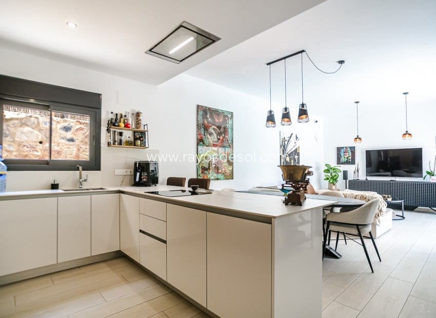 3 slaapkamer Villa te koop in Algorfa met zwembad - € 590.000 (Ref: 9944741)