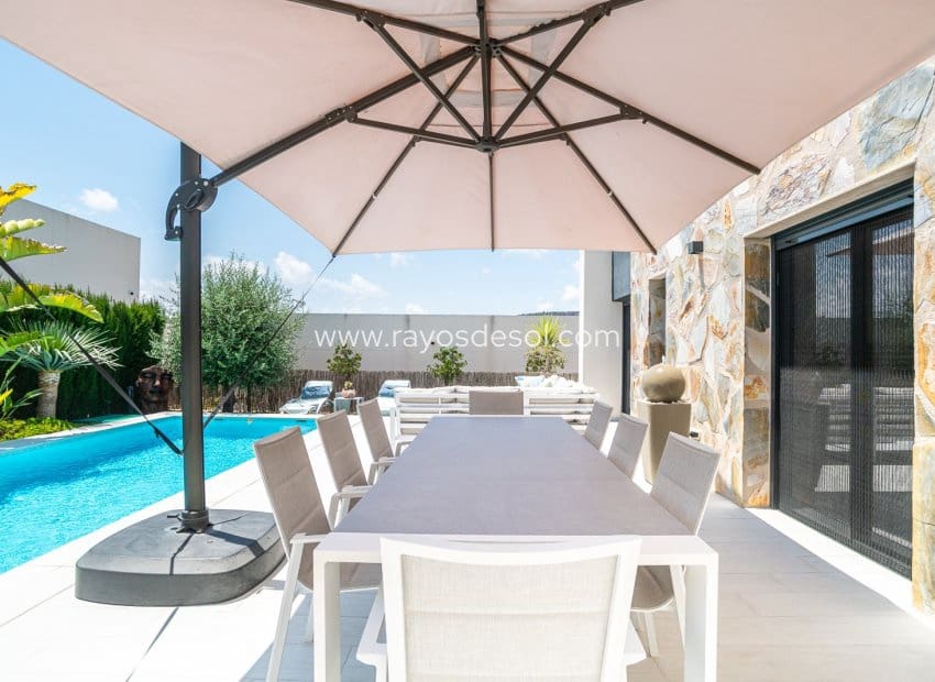 3 slaapkamer Villa te koop in Algorfa met zwembad - € 590.000 (Ref: 9944741)