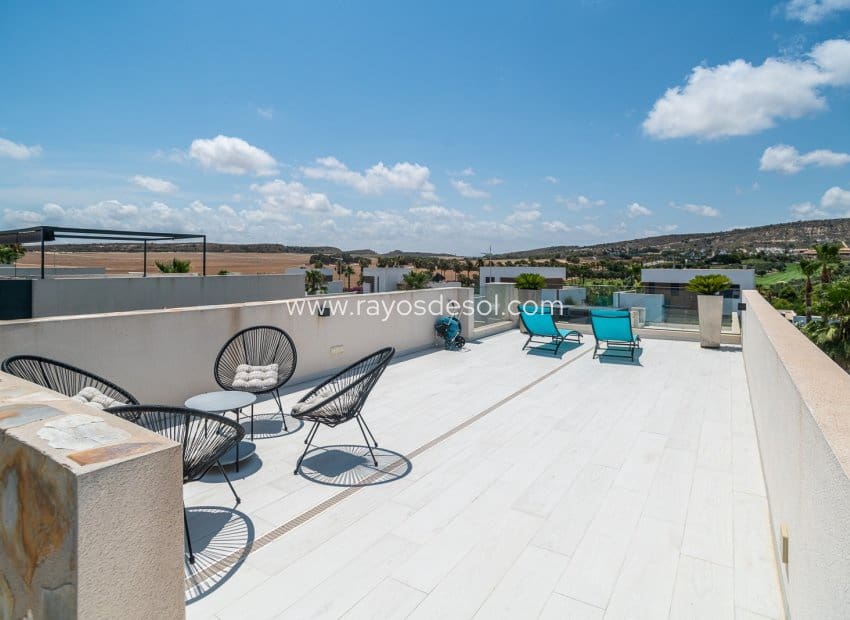 3 slaapkamer Villa te koop in Algorfa met zwembad - € 590.000 (Ref: 9944741)