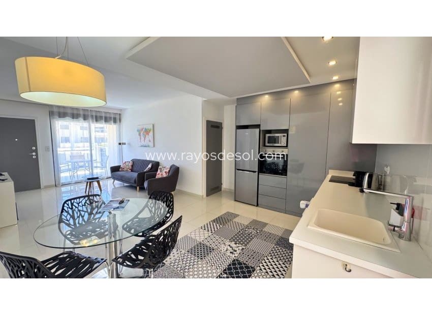 2 Zimmer Apartment zu verkaufen in Torre de la Horadada mit Pool - 259.500 € (Ref: 9945972)