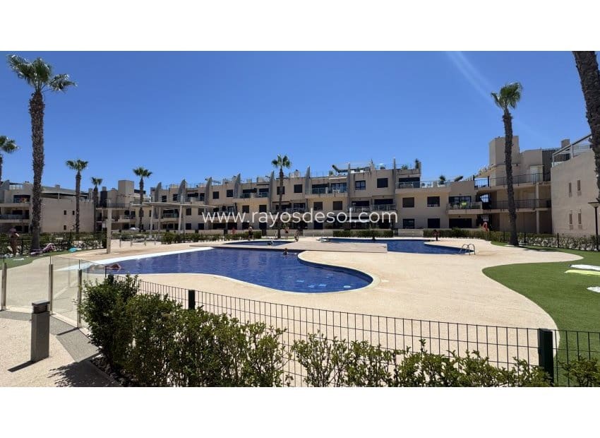 2 Zimmer Apartment zu verkaufen in Torre de la Horadada mit Pool - 259.500 € (Ref: 9945972)
