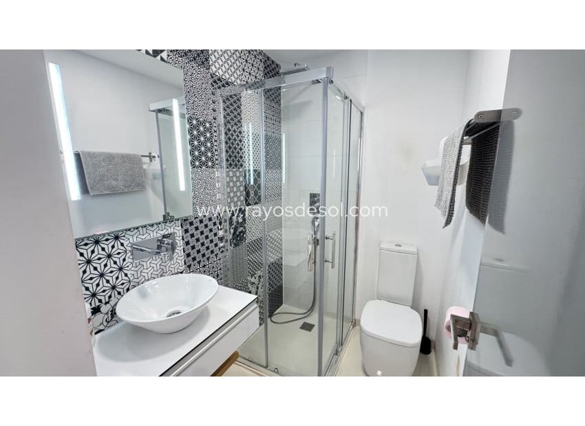 2 Zimmer Apartment zu verkaufen in Torre de la Horadada mit Pool - 259.500 € (Ref: 9945972)