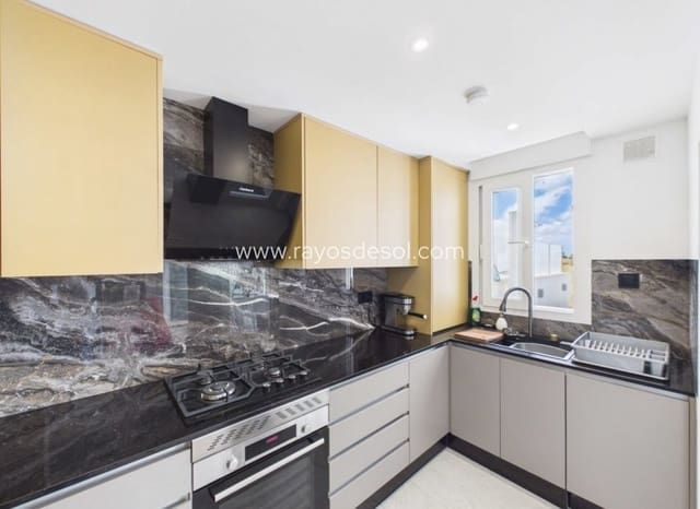 2 quarto Casa em Banda para venda em Mar Menor Golf Resort, Torre-Pacheco com piscina - 395 000 € (Ref: 9945973)