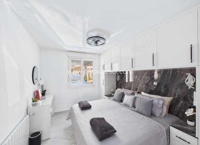 2 quarto Casa em Banda para venda em Mar Menor Golf Resort, Torre-Pacheco com piscina - 395 000 € (Ref: 9945973)