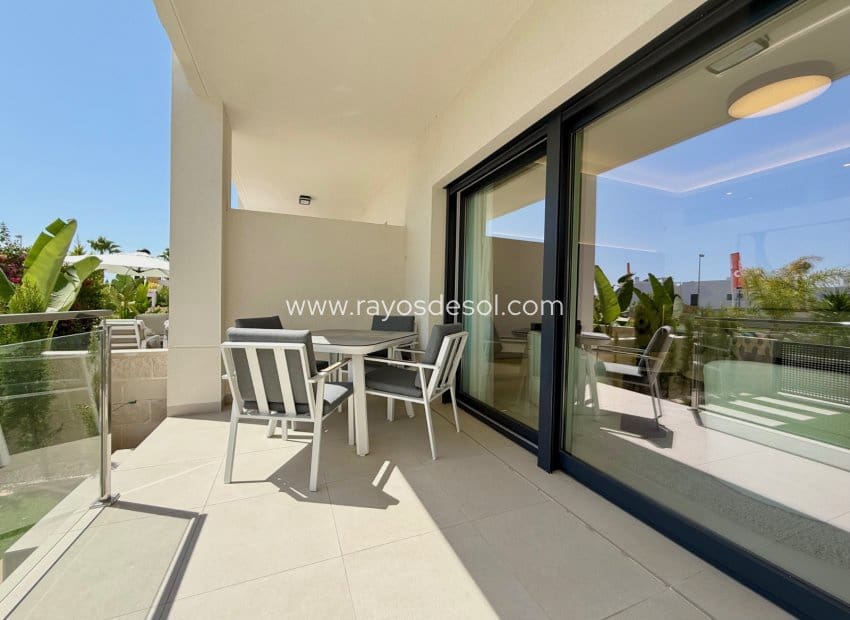 2 quarto Apartamento para venda em Ciudad Quesada com piscina - 359 000 € (Ref: 9948417)