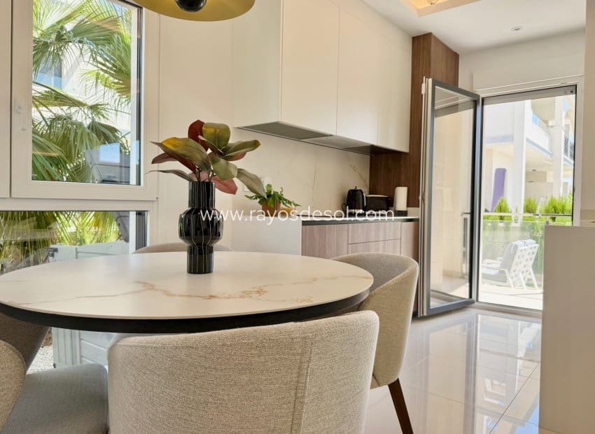 2 quarto Apartamento para venda em Ciudad Quesada com piscina - 359 000 € (Ref: 9948417)
