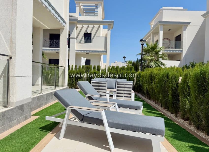2 quarto Apartamento para venda em Ciudad Quesada com piscina - 359 000 € (Ref: 9948417)