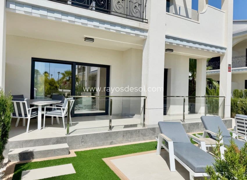 2 quarto Apartamento para venda em Ciudad Quesada com piscina - 359 000 € (Ref: 9948417)