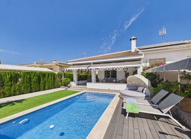 4 soveværelse Villa til salg i Mar de Cristal, Cartagena med swimmingpool - € 550.000 (Ref: 9948419)