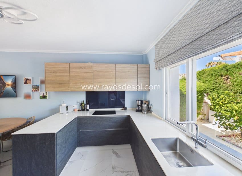 4 slaapkamer Villa te koop in Mar de Cristal met zwembad - € 550.000 (Ref: 9948419)