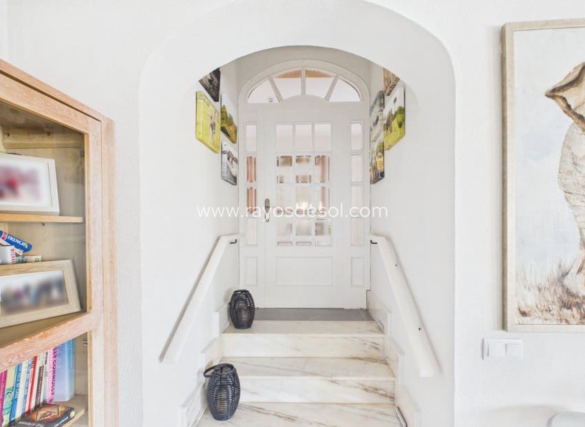 4 slaapkamer Villa te koop in Mar de Cristal met zwembad - € 550.000 (Ref: 9948419)