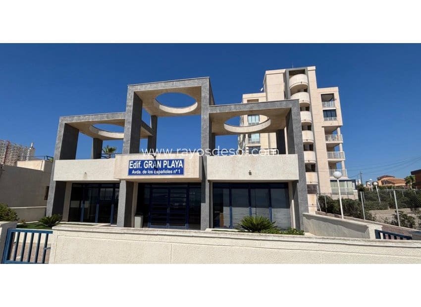 2 soveværelse Lejlighed til salg i La Mata med swimmingpool - € 319.000 (Ref: 9950086)