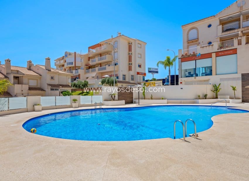 3 bedroom Apartment for sale in Cabo Roig with pool - € 320,000 (Ref: 9952837)