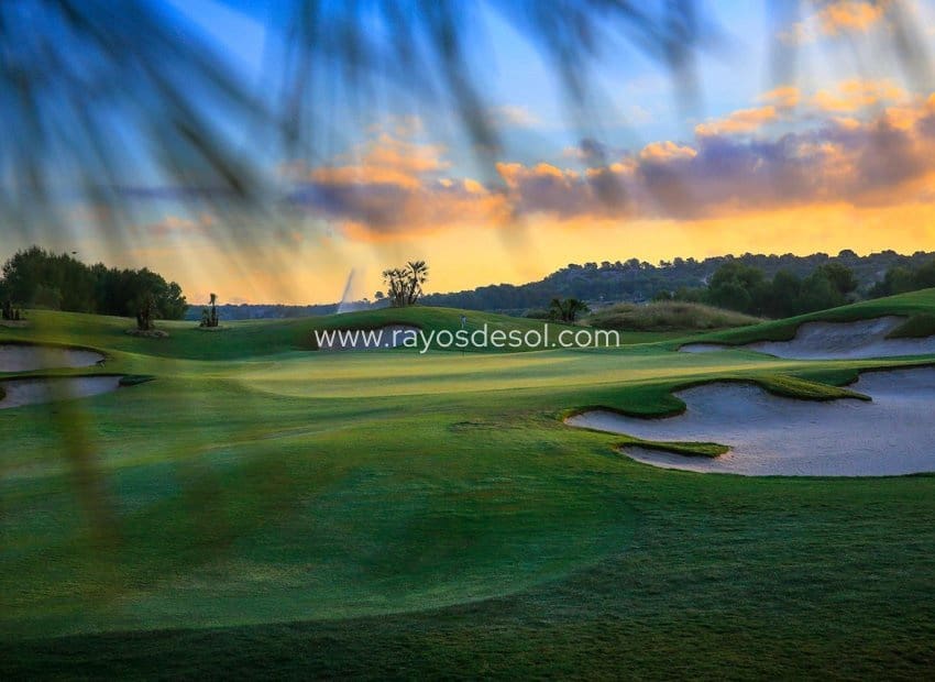 3 sovrum Villa till salu i Las Colinas Golf med pool - 1 090 000 € (Ref: 9956273)