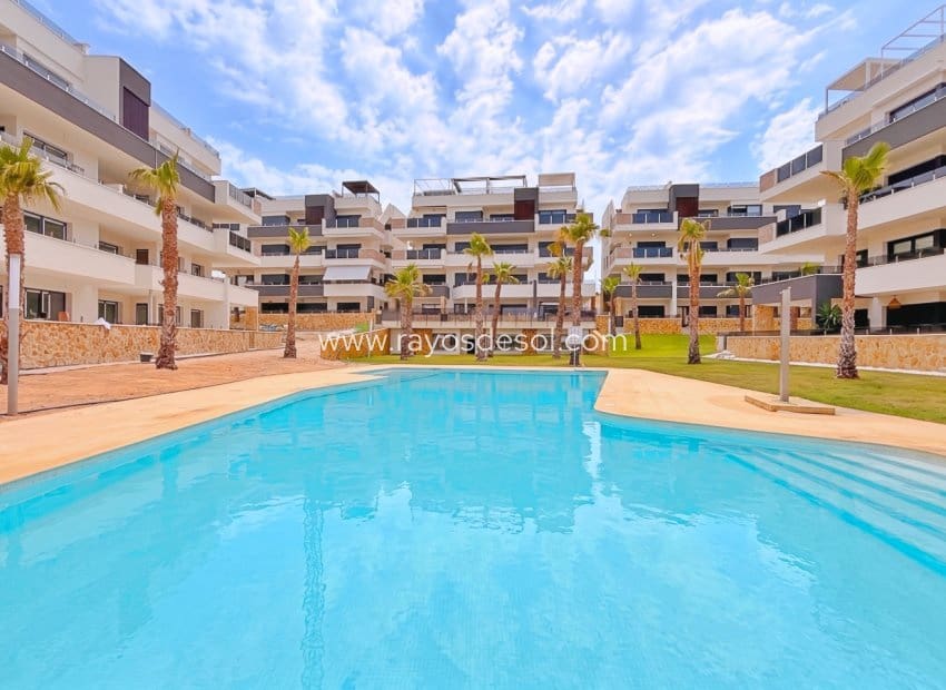 2 bedroom Apartment for sale in Orihuela Costa - € 295,000 (Ref: 9960097)
