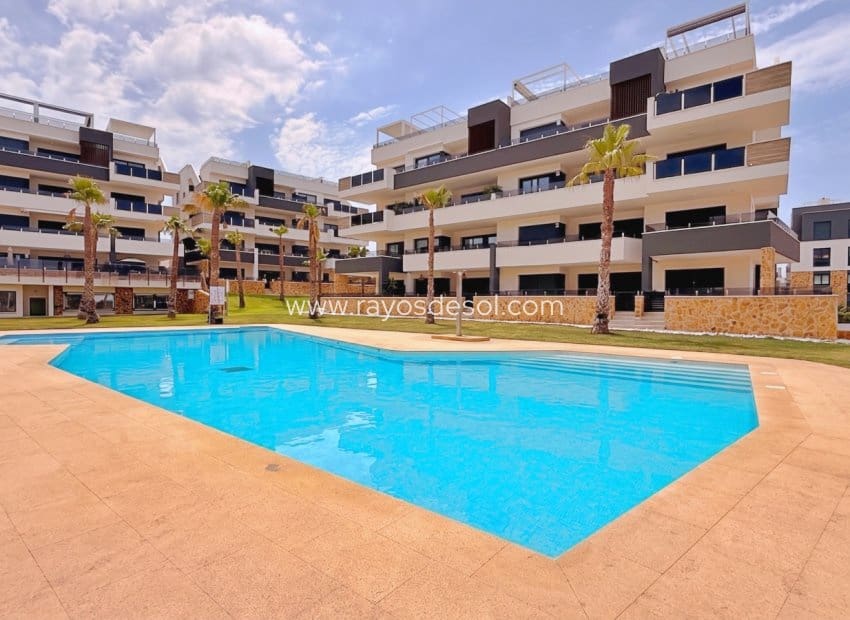2 bedroom Apartment for sale in Orihuela Costa - € 295,000 (Ref: 9960097)