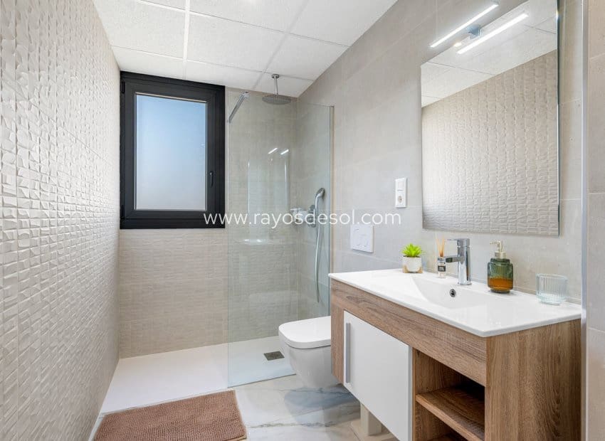 2 makuuhuone Huoneisto myytävänä paikassa Orihuela Costa mukana uima-altaan - 315 000 € (Ref: 9962310)