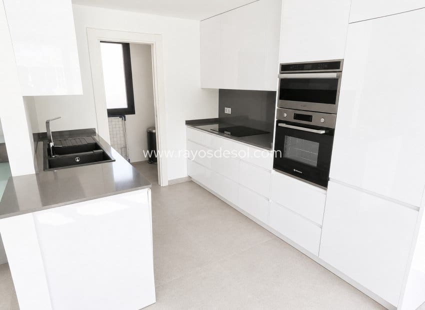 5 sypialnia Willa na sprzedaż w Algorfa z basenem - 550 000 € (Ref: 9965533)