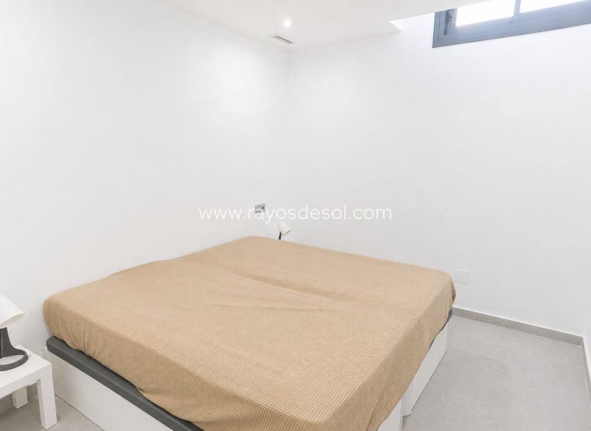 5 sypialnia Willa na sprzedaż w Algorfa z basenem - 550 000 € (Ref: 9965533)