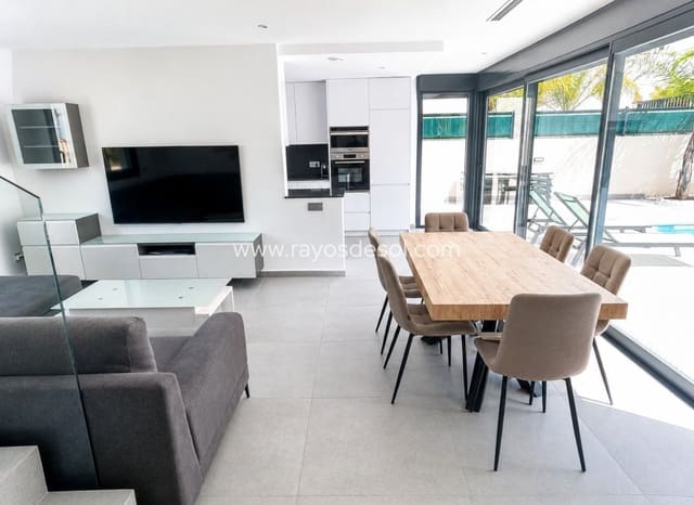 5 Zimmer Villa zu verkaufen in Algorfa mit Pool - 550.000 € (Ref: 9965533)