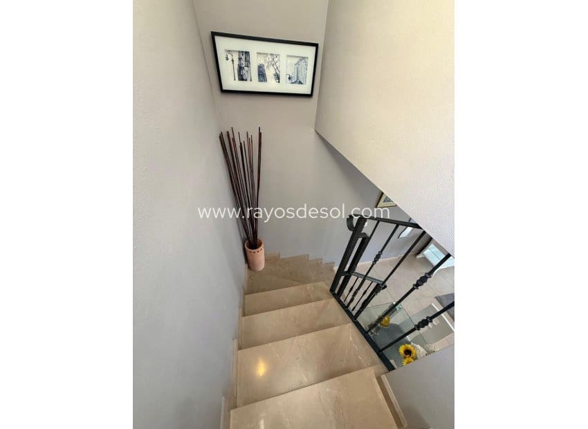 Ático de 3 habitaciones en San Cayetano en venta - 159.900 € (Ref: 9966840)