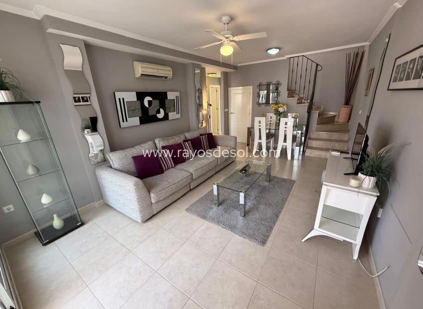 Ático de 3 habitaciones en San Cayetano en venta - 159.900 € (Ref: 9966840)