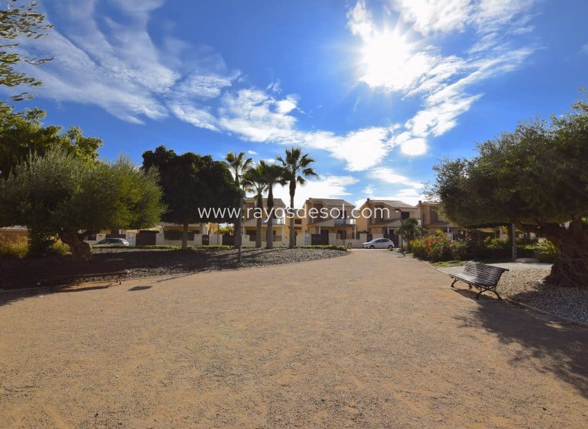 Ático de 3 habitaciones en San Cayetano en venta - 159.900 € (Ref: 9966840)