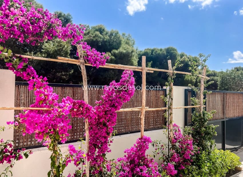 Apartamento de 3 habitaciones en Santiago de la Ribera en venta con piscina - 349.000 € (Ref: 9984028)