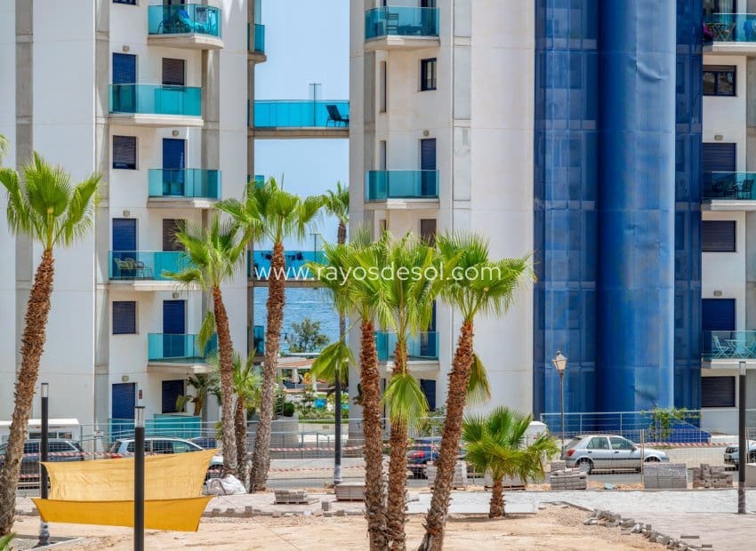 2 sovrum Lägenhet till salu i Orihuela Costa med pool - 379 000 € (Ref: 9984029)