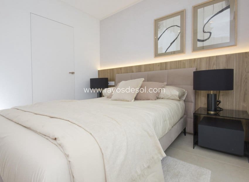 3 Zimmer Villa zu verkaufen in Ciudad Quesada mit Pool - 1.099.000 € (Ref: 9989993)