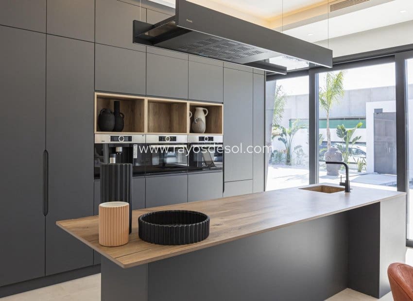 3 Zimmer Villa zu verkaufen in Ciudad Quesada mit Pool - 1.099.000 € (Ref: 9989993)