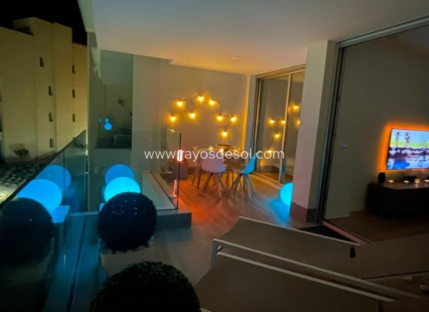 2 soverom Leilighet til salgs i Orihuela Costa med svømmebasseng - € 279 900 (Ref: 9989994)