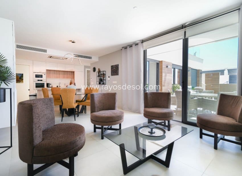 4 soverom Villa til salgs i Benijofar - € 640 000 (Ref: 9998976)