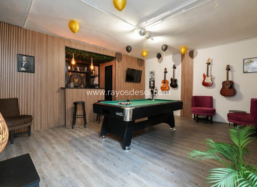 4 soverom Villa til salgs i Benijofar - € 640 000 (Ref: 9998976)