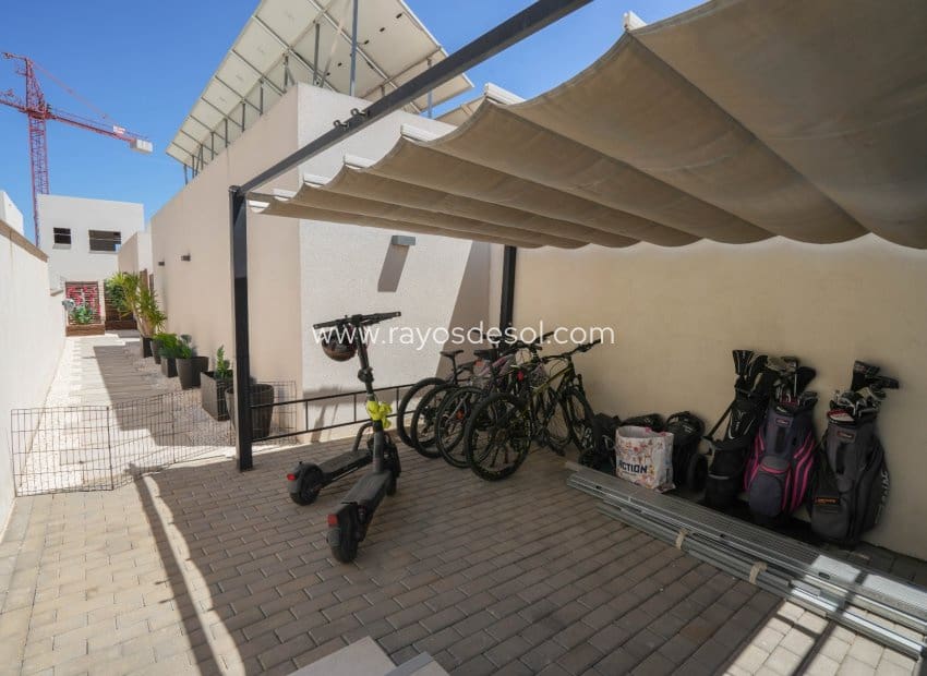 4 soverom Villa til salgs i Benijofar - € 640 000 (Ref: 9998976)