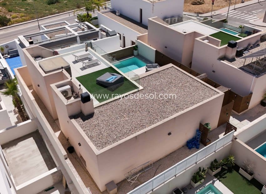 4 soverom Villa til salgs i Benijofar - € 640 000 (Ref: 9998976)