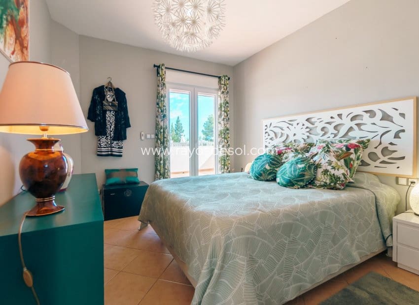 4 soverom Villa til salgs i Alfaz del Pi / L'Alfas del Pi med svømmebasseng - € 600 000 (Ref: 9998977)
