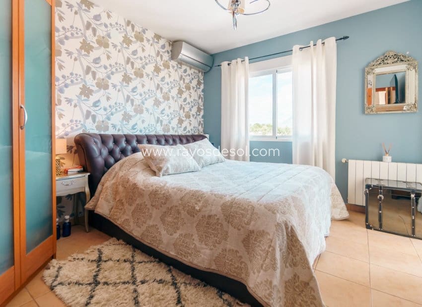 4 soverom Villa til salgs i Alfaz del Pi / L'Alfas del Pi med svømmebasseng - € 600 000 (Ref: 9998977)