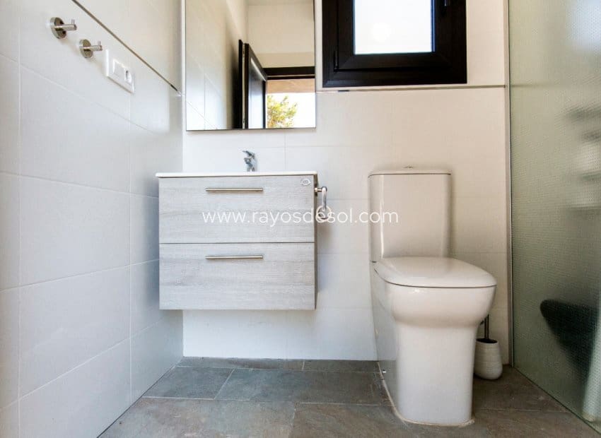 4 bedroom Villa for sale in Moraira with pool - € 1,195,000 (Ref: 9998978)
