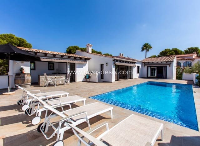 4 quarto Moradia para venda em Moraira, Teulada-Moraira com piscina - 1 195 000 € (Ref: 9998978)