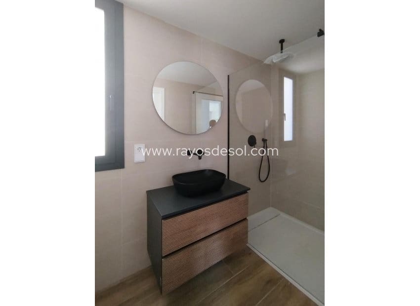 2 slaapkamer Villa te koop in Polop - € 498.500 (Ref: 9998979)