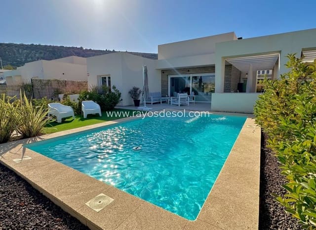 3 Zimmer Villa zu verkaufen in Algorfa mit Pool - 780.000 € (Ref: 9998981)