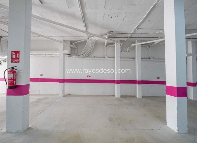 Apartamento de 2 habitaciones en Aguas Nuevas, Torrevieja en venta con piscina - 285.000 € (Ref: 9998982)