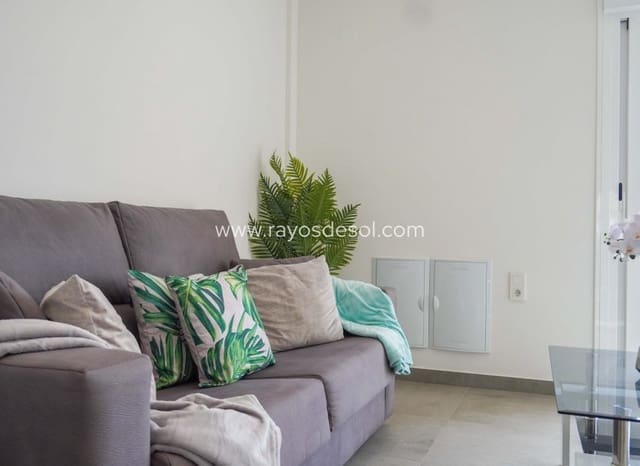 2 slaapkamer Appartement te koop in Aguas Nuevas, Torrevieja met zwembad - € 285.000 (Ref: 9998982)